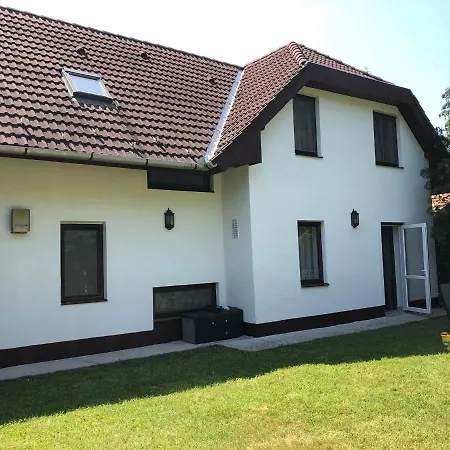 Balatoni Family House Апартаменты