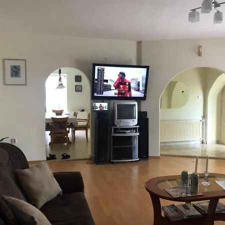 Balatoni Family House Апартаменты