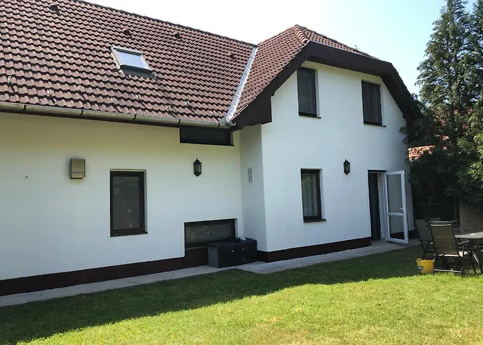 Balatoni Family House Apartament