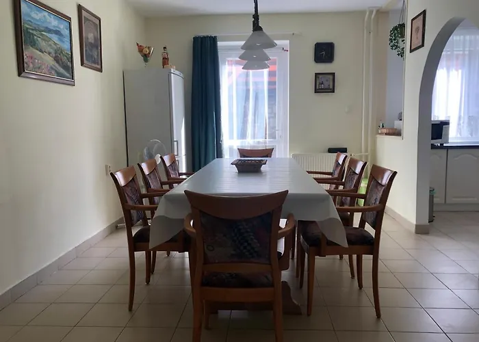 Balatoni Family House Apartament