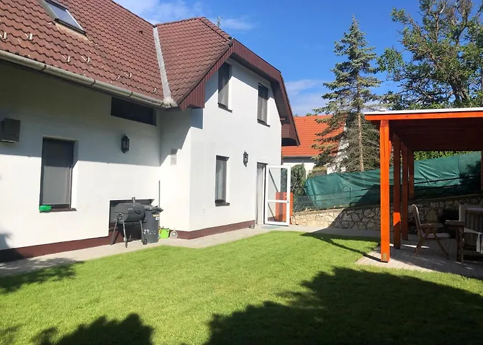 Balatoni Family House Apartament *